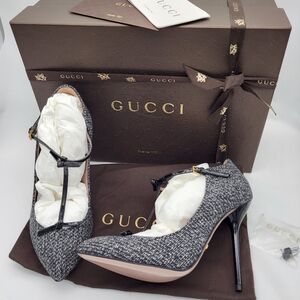 Gucci Wool T-strap pumps